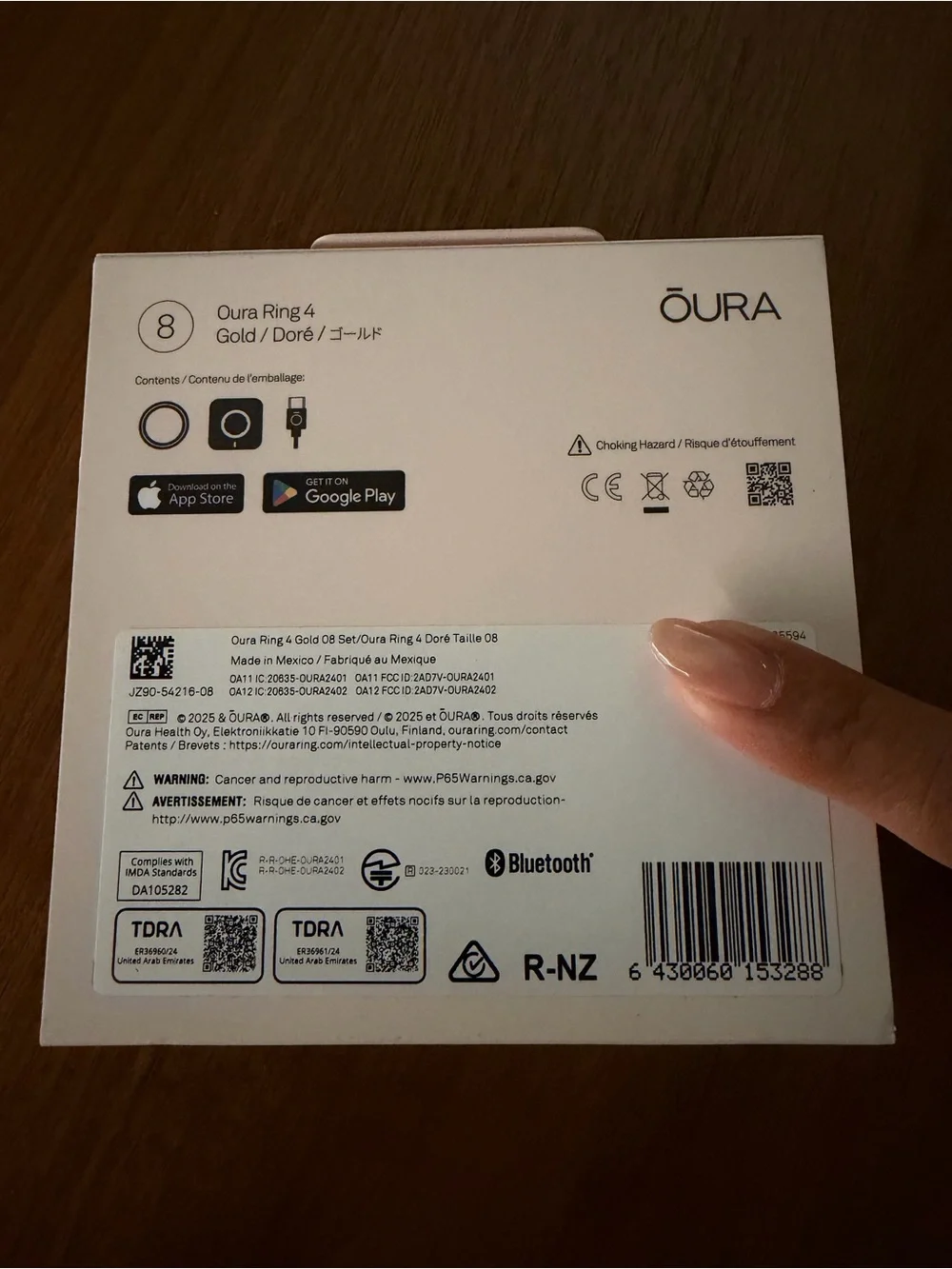 Oura Ring 4 in Gold - size 8